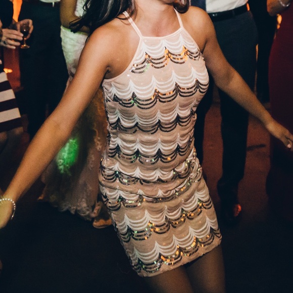 Sparkle short dress - Picture 1 of 3